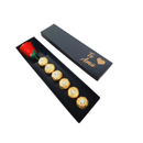 Rosa E Bombons na caixa de Presente